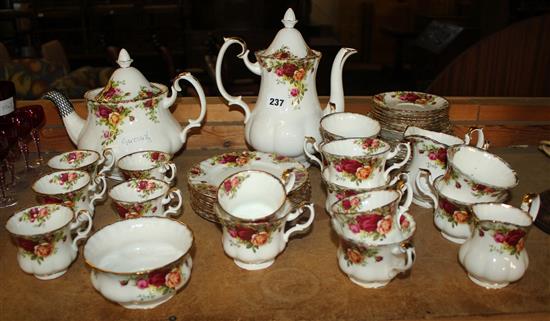 Old Country Rose coffee & tea set